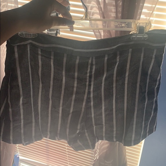 striped two piece - Picture 2 of 4